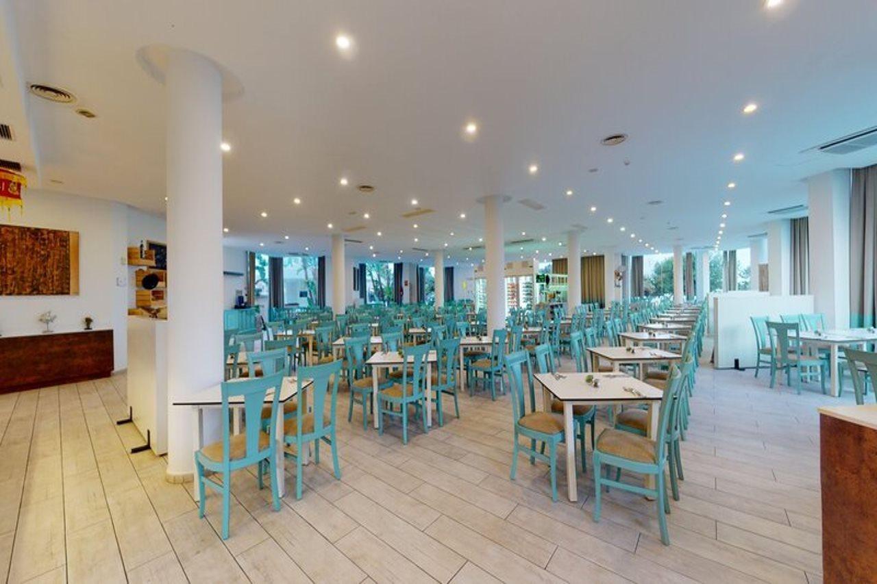Aparthotel Tropic Garden Santa Eularia des Riu Luaran gambar