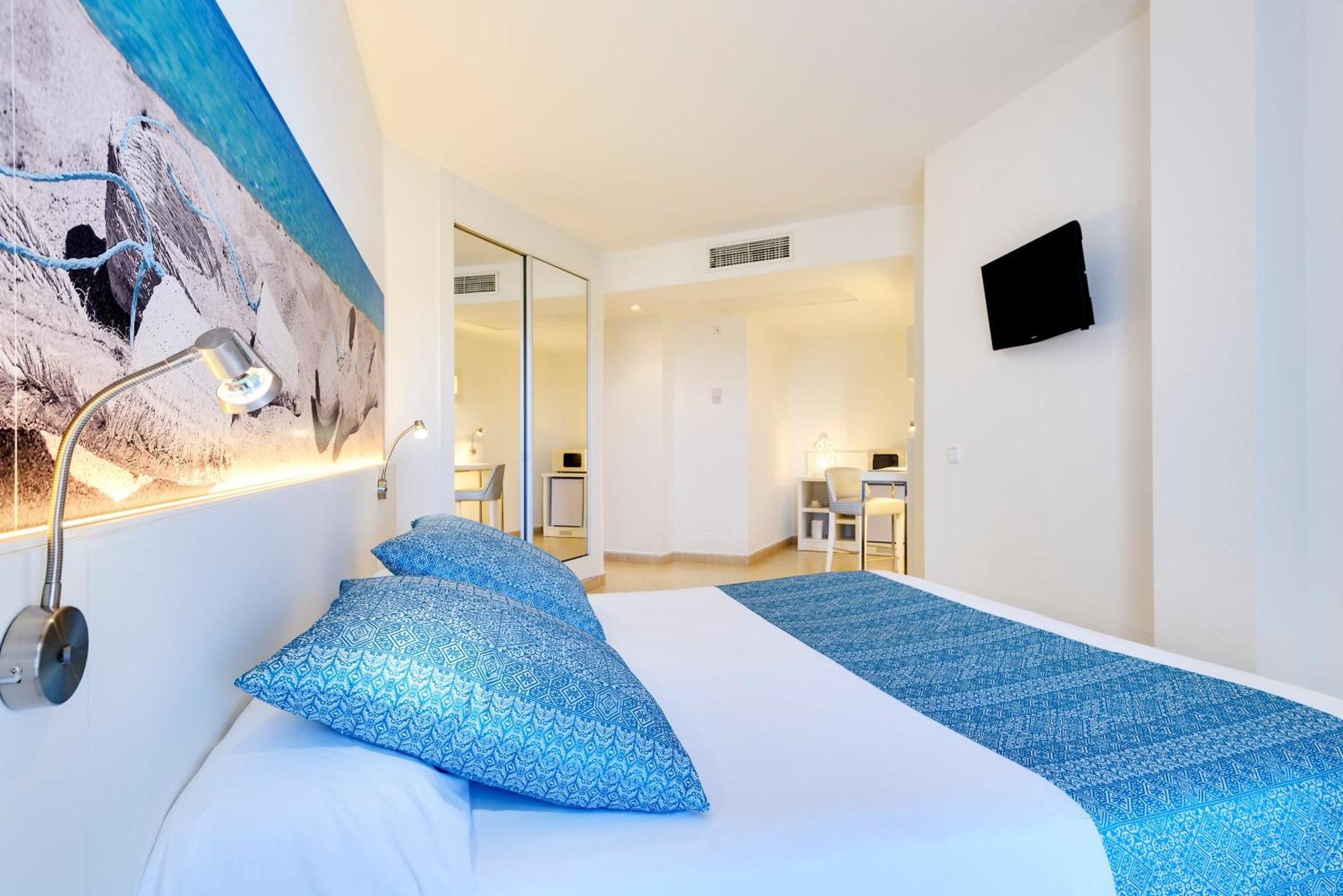 Aparthotel Tropic Garden Santa Eularia des Riu Luaran gambar