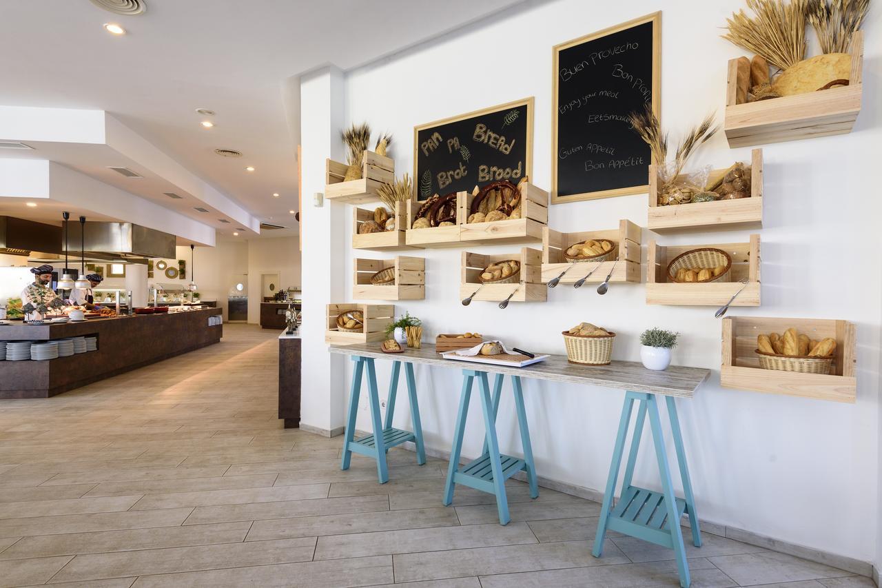 Aparthotel Tropic Garden Santa Eularia des Riu Luaran gambar
