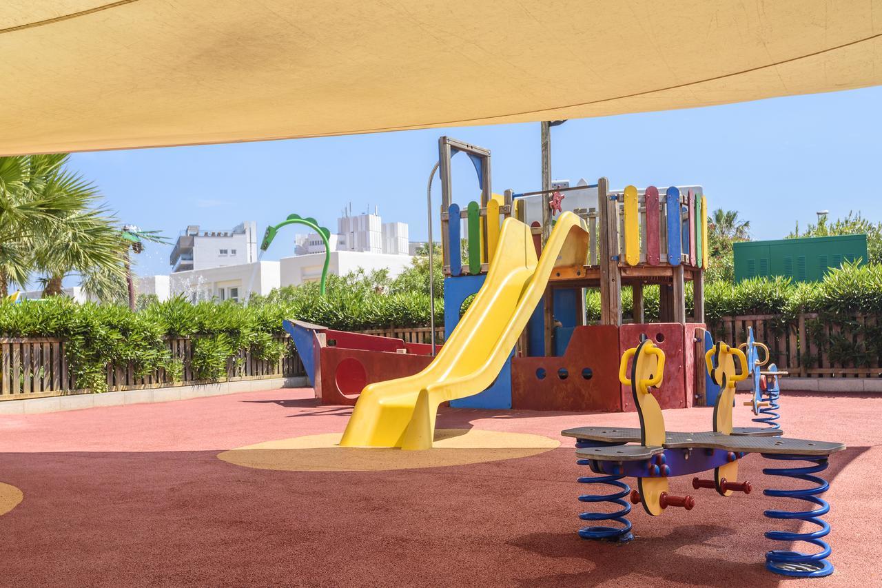 Aparthotel Tropic Garden Santa Eularia des Riu Luaran gambar